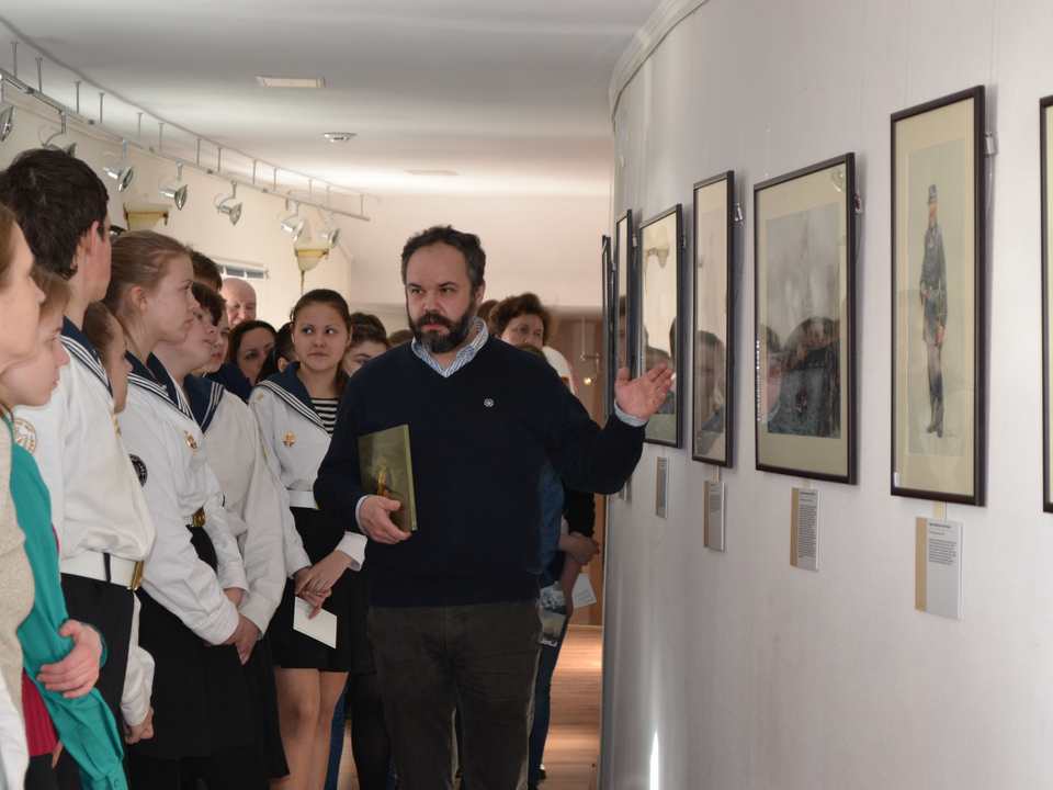 Петербург Андрея Троня