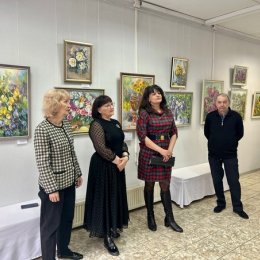 Выставка Татьяны Козловой "Диалог с природой"