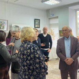 Выставка «Чуть света»