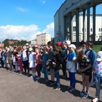 Флешмоб в честь празднования дня рождения Петра Великого